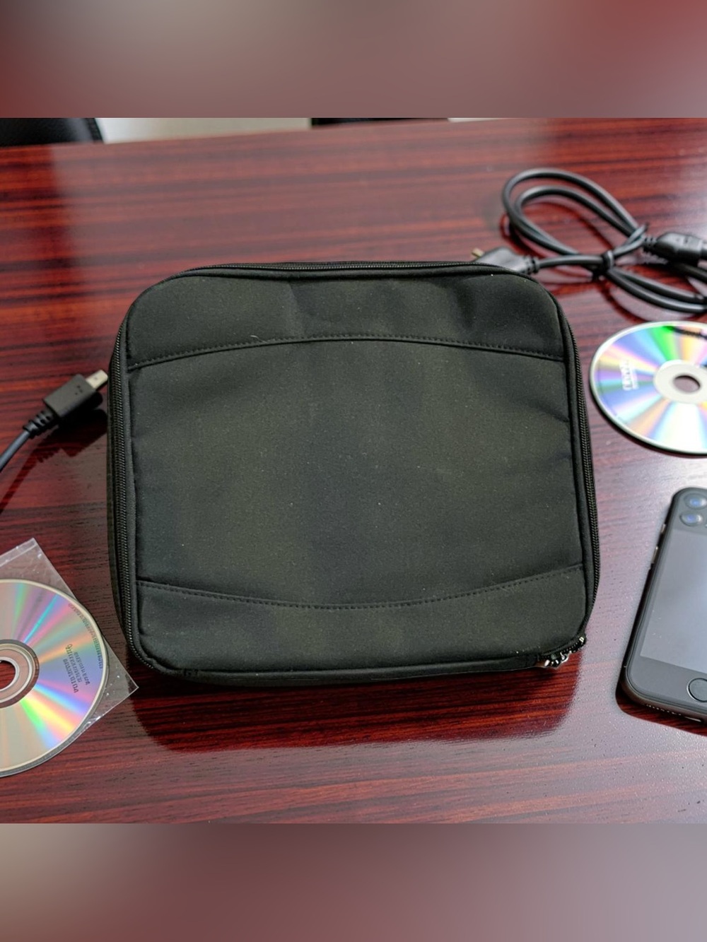 CD DVD media case zipper closure black mesh bag pockets 12 disk slots